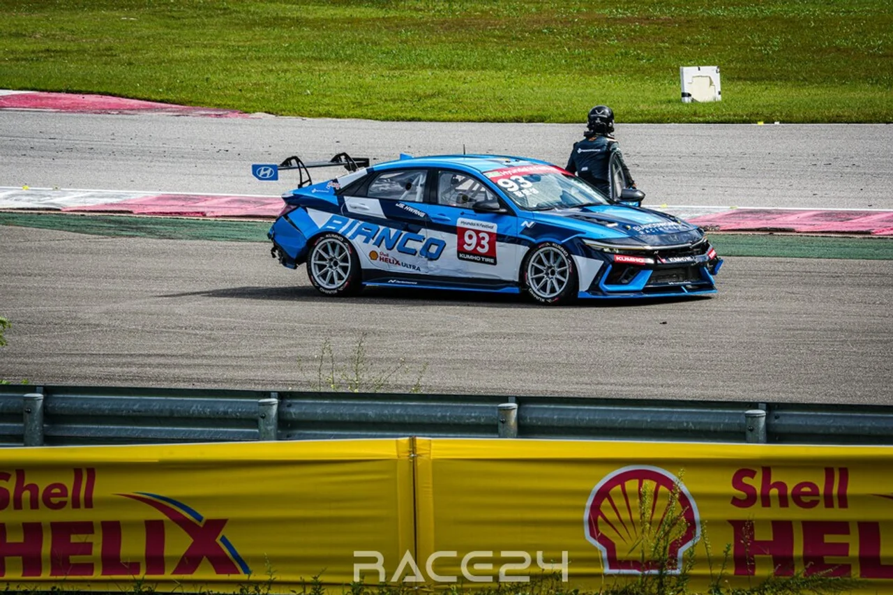[포토] N1 Race 4 결승, 충돌과 세이프티카, 긴장감 속에 막 내린 N1 결승
