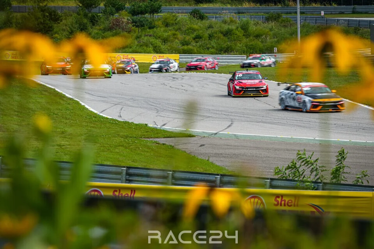 [포토] N1 Race 4 결승, 충돌과 세이프티카, 긴장감 속에 막 내린 N1 결승